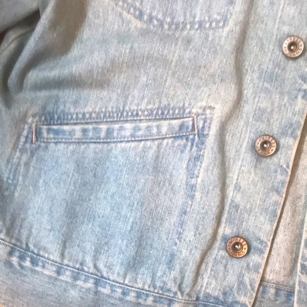 Vintage Express  jeans jacket floral on back used - Picture 4 of 10
